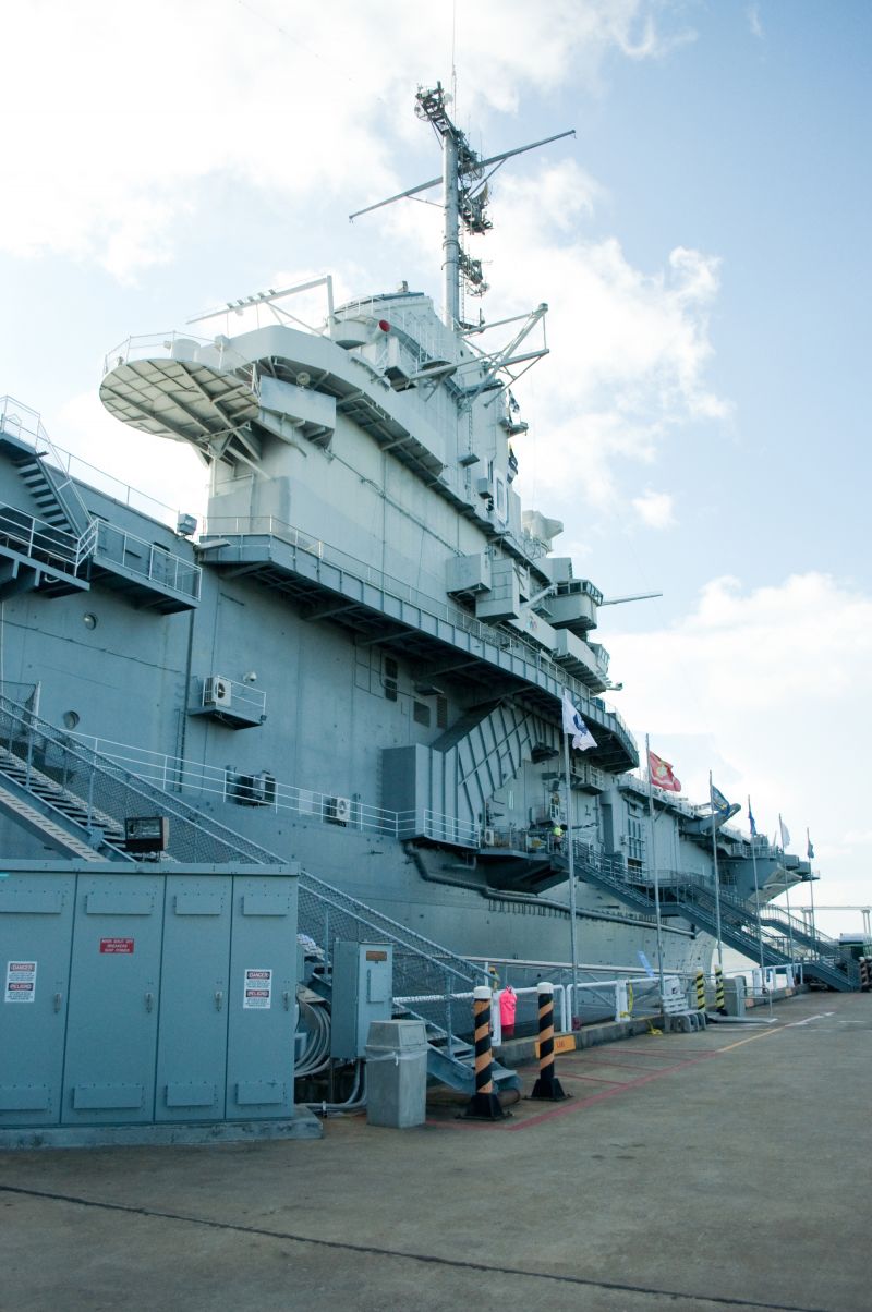 Clear skies above the USS Yorktown promised a perfect night atop the deck of the aircraft carrier.