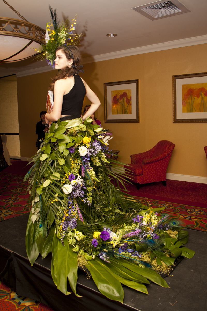 The train of the skirt was intricately woven with flowers.