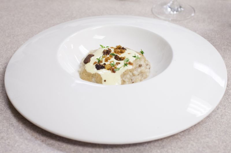 Third course: pheasant porridge and lions mane with rye and heart gravy