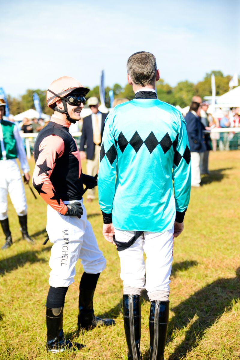 Jockeys chat pre-race