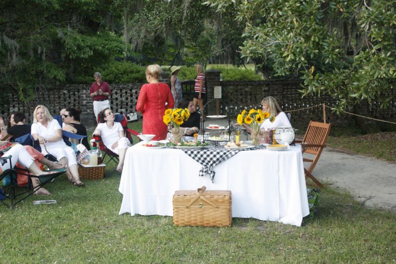 Arrangements of sunflowers brightened tables.