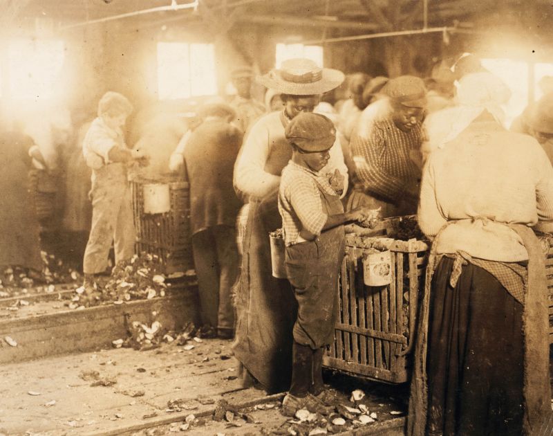 Oyster shuckers at work at the Varn &amp; Platt Canning Co. in Bluffton circa 1913.